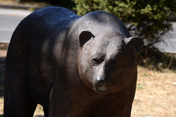 Sculpture of a bear, Medeu