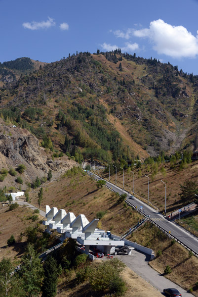 Above Medeu on the dam wall