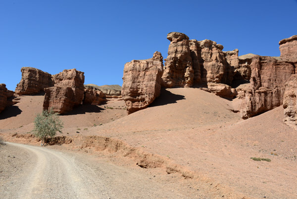 Lower road, Sharyn Canyon