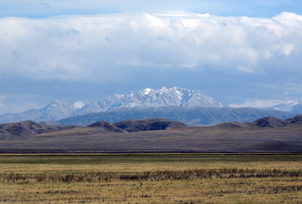 Plains and mountains, Raiymbek District