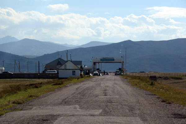 Approaching the Kazakhstan-Kyrgyzstan border post, Raiymbek District