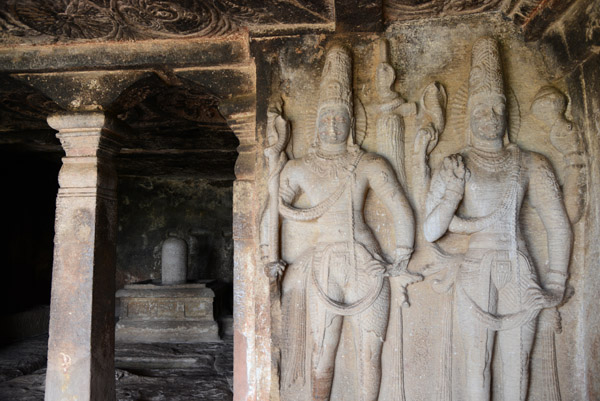 Guardians of the entry leading to the linga chamber, Ravanaphadi