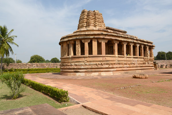 The Durga Temple's rounded end is unique among early Chalukya temple architecture