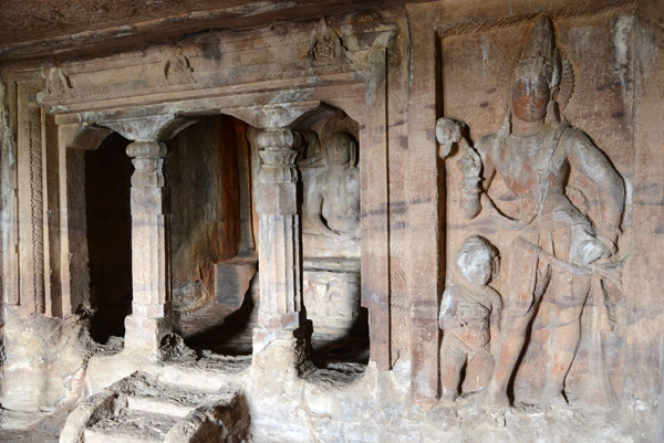 Guardian figure, Meguti Hill Jain Cave Temple