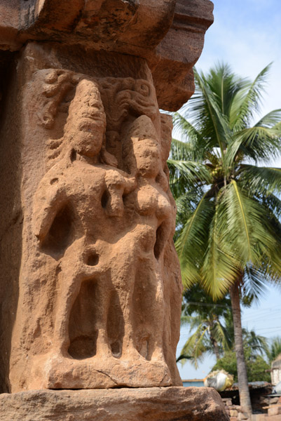 Konti Gudi Complex sculpture, Aihole
