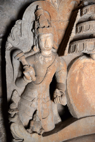 Chauri-bearing attendant, Jain Temple
