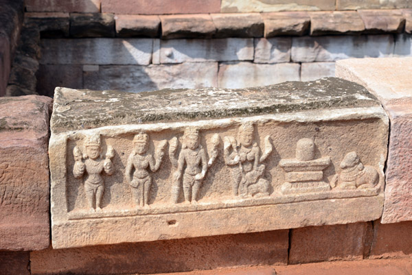 Carving on the tank of the Hucchimalligudi Temple , Aihole
