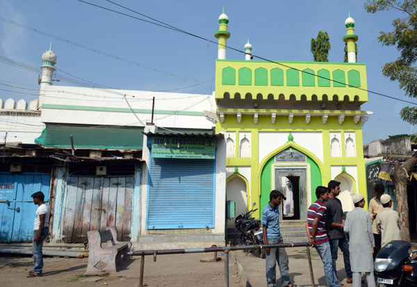 Haider Masjid, J.M. Street, Badi Kaman