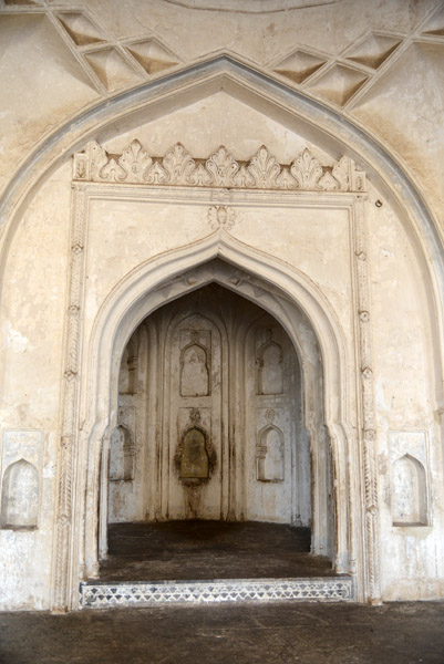The mihrab of the Mosque of Ibrahim Rouza