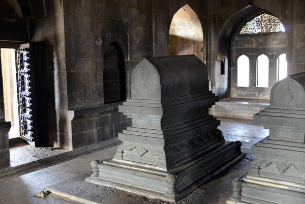 One of the six monuments inside the sepulchral chamber, Ibrahim Rouza