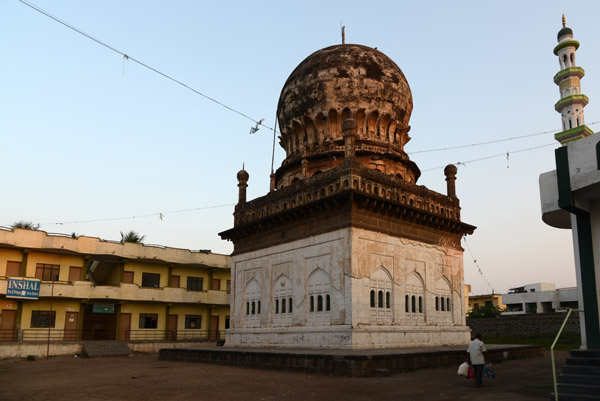 Haji Hassan Durga, tomb of a 15th C. Sufi saint, Bijapur