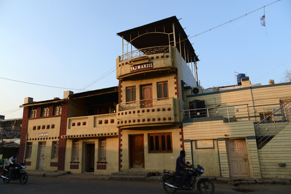 Taj Manzil, Bijapur