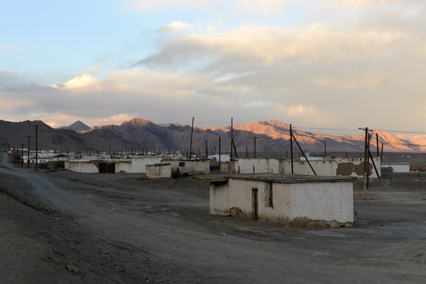 Low buildings of Murgab, elevation 3576m