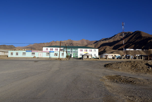 Quiet morning under a bright blue sky, Murghab