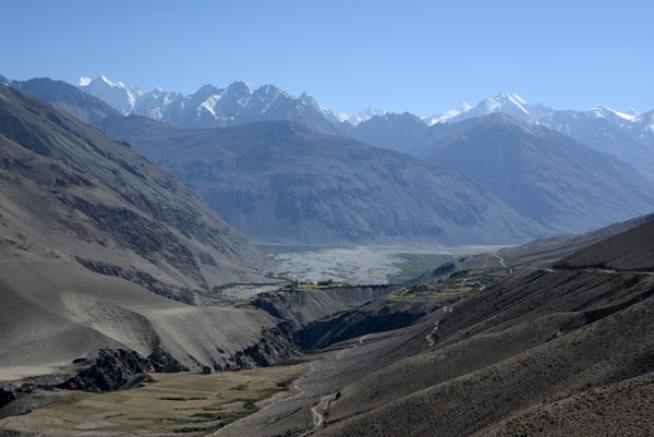 The confluence of the Pamir and Wakhan Rivers and the Hindu Kush