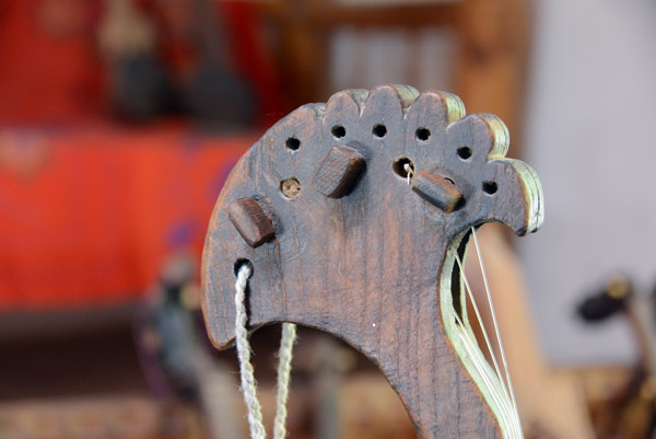 This stringed instrument is modeled on the crest of the hoopoe bird