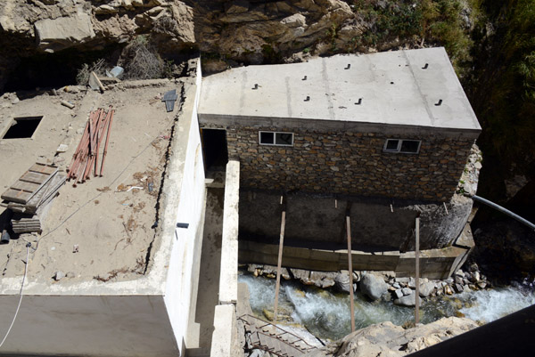 Bibi Fatima Hot Springs