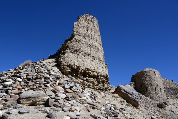 Crumbling tower, Yamchun Forturess