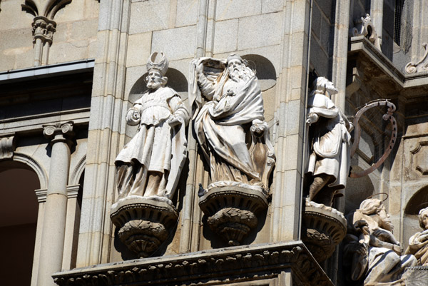 Faade Sculptures, Toledo Cathedral