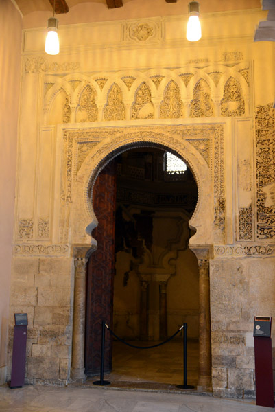 Horseshoe Arch, Palacio de Aljafera