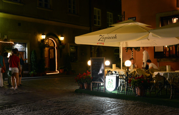 Nighttime in Warsaw's Old Town, Zapiecek Restaurant