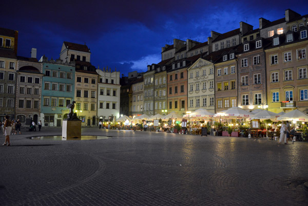 Rynek Starego Miasta Warszawa, Old Town Market Square, summer night