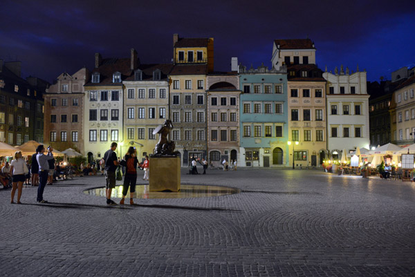 Rynek Starego Miasta Warszawa, Old Town Market Square, summer night