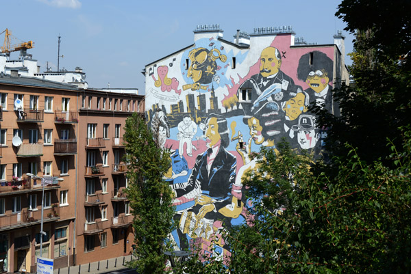 Mural on the side of a building near the Chopin Museum