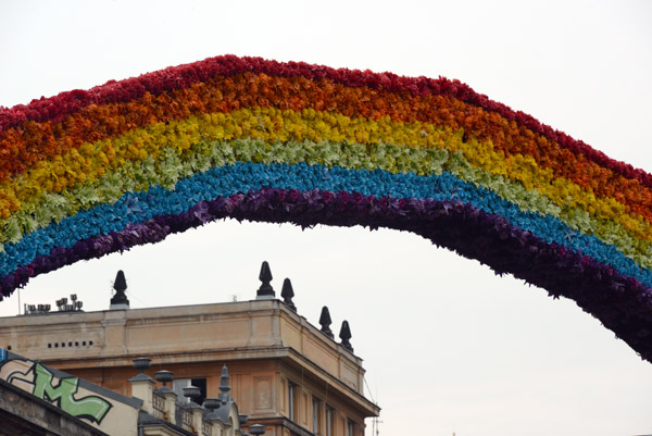 Flower rainbow in Warsaw, plac Zbawiciela, August 2014
