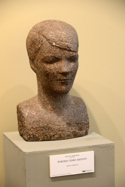 Red granite portrait of the wife of August Zamoyski (1893-1970)