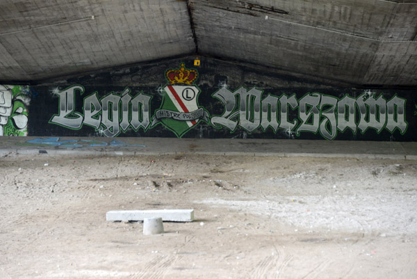 Legia Warszawa graffiti art beneath the Aleja Armii Ludowej
