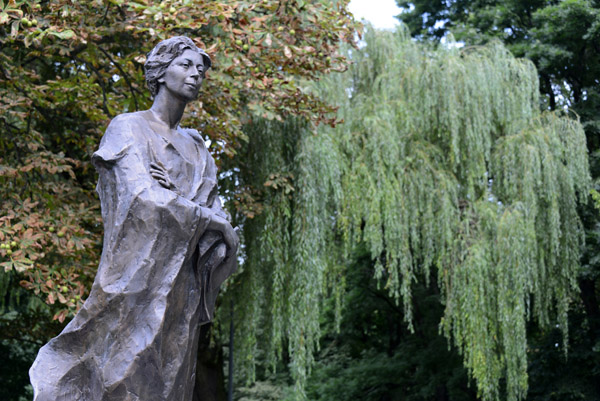 Monument Polish actress to Haliny Mikołajskiej (1925-1989)