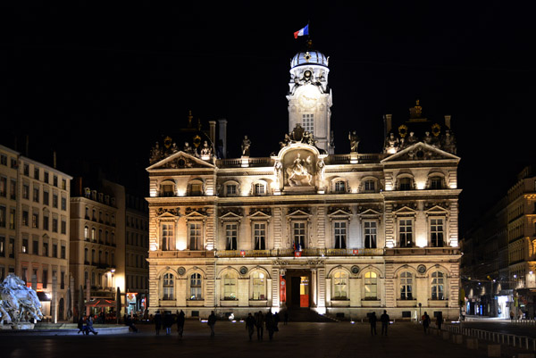 Hôtel de Ville - Lyon City Hall, at night