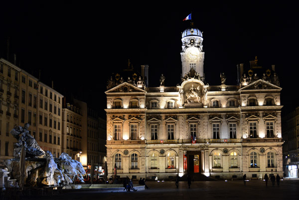 Hôtel de Ville - Lyon City Hall, at night