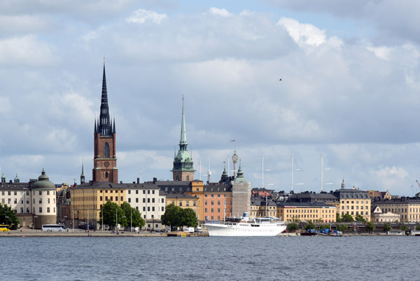 The ship Mälardrottningen tied up at Riddarholmen