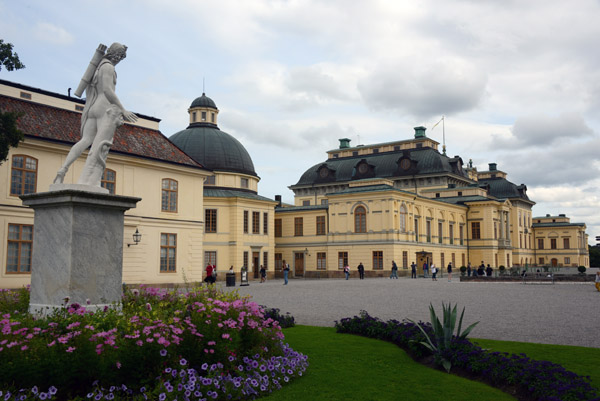 Drottningholm Slott from Teaterplanen