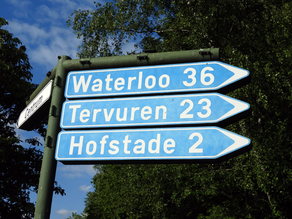Flemish roadsigns, Zemst - 36km to Waterloo