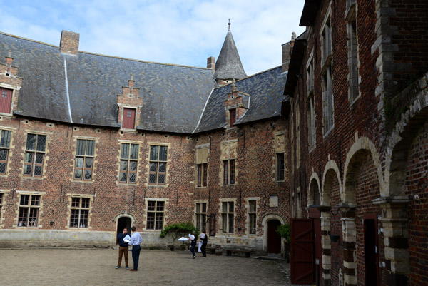 Courtyard of the Kasteel van Horst