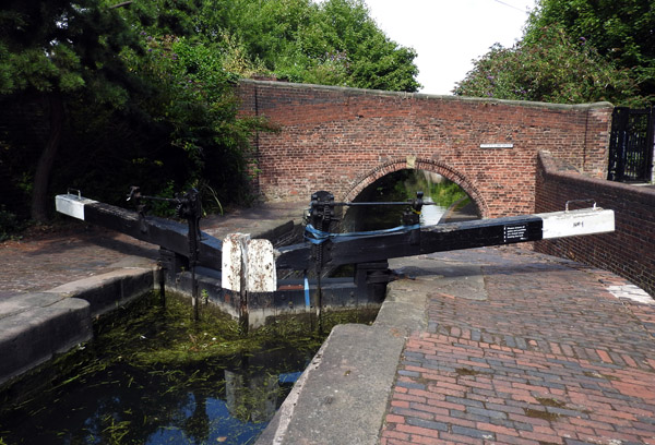 Littles Lane Lock and Bridge, Birmingham Canal