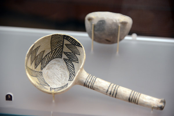 Ceramic ladle, Chaco Canyon (AD1050-1150)