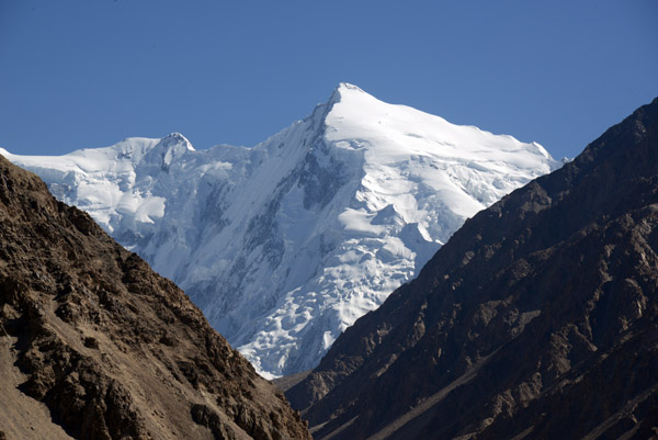 Hindu Kush - Kohe Urgunt (7016m/23,018ft), Afghanistan-Pakistan