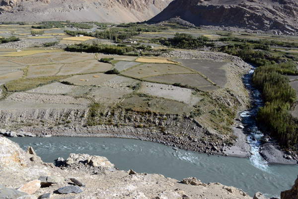 The Qah-Qaha Fortress is situated at the confluence where a small river joins the Panj from Afghanistan