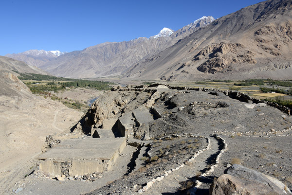 The Qah-Qaha Fortress was first built in the 3rd C. BC by Zoroastrians