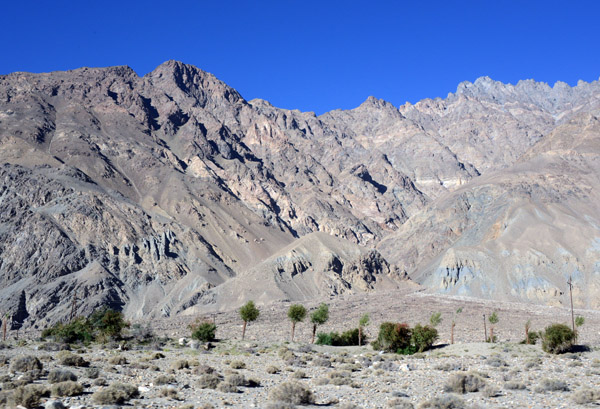 Pinkish mountains, Wakhan Valley, Tajikistan