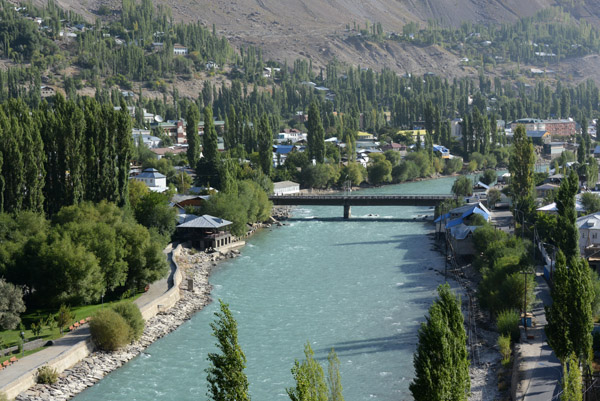 Nice view of the main road bridge across the Ghund River, Khorog