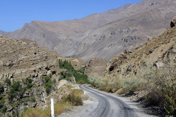 Road to the Pamir Botanical Gardens