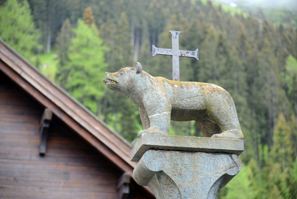 Andermatt's coat-of-arms features a bear