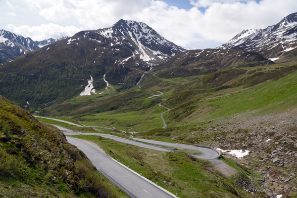 Serpentine road from the Oberalppass