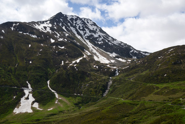 Piz Cavradi  (2612m/8,569 ft), Lepontine Alps