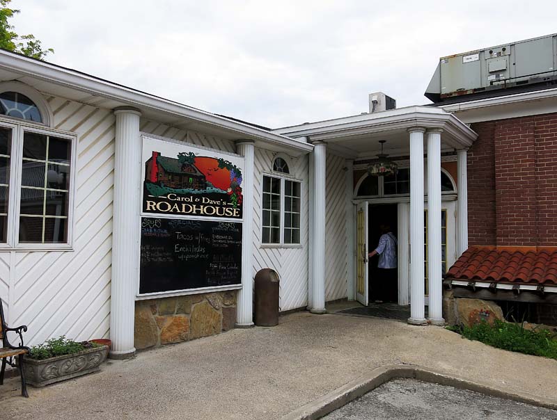 Carol & Daves Roadhouse